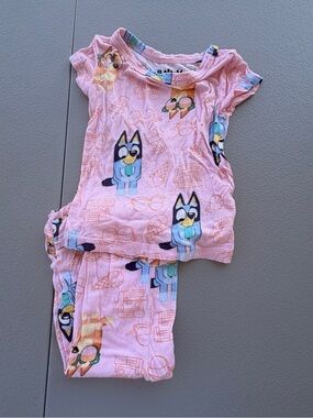 Lucy Pink Short-Sleeve Character Pajama Set